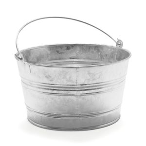 GALVANIZED BATH WITH HANDLE